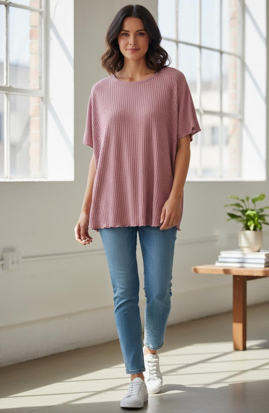 BLUSA ( UNITALLA ) LE QUEDA DE UN   ( MEDIANO  A  XL)
